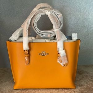 COACH Leather Mollie Tote 25 |Papaya